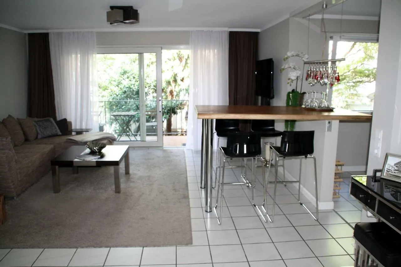 Luxury Apartments Koln Кёльн